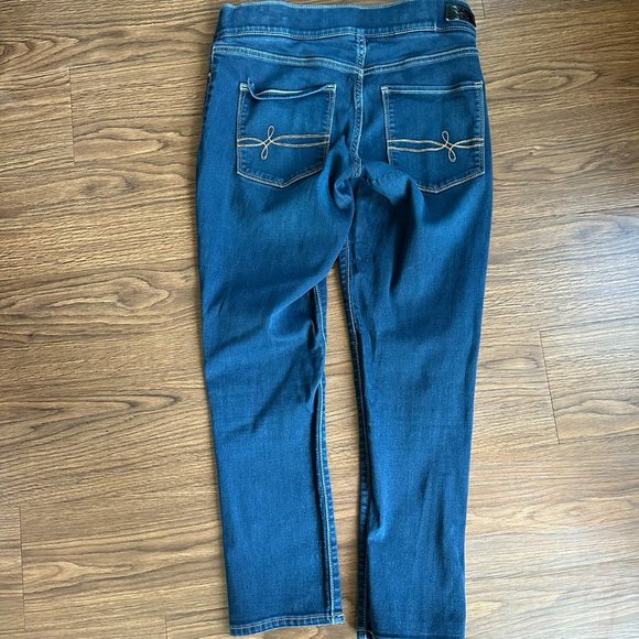 Modern Pull-on Crop Essential Stretch Shaping Jeans Blue Denizen Levi's Size 8 - Picture 4 of 4